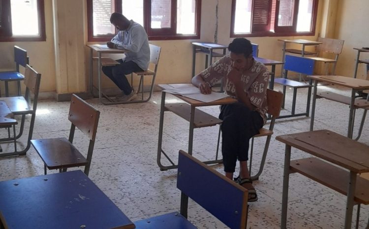  إستمرار الإمتحانات النهائية للفصل الدراسي ربيع 2024 م بكلية الإقتصاد والعلوم السياسية