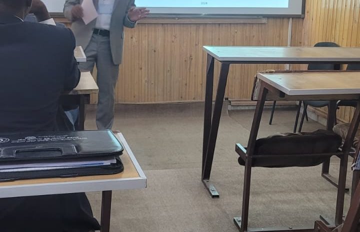  مشاركة أعضاء هيئة التدريس بالقسم الخاص بكلية القانون في مؤتمر الحوادث المرورية بكلية الهندسة