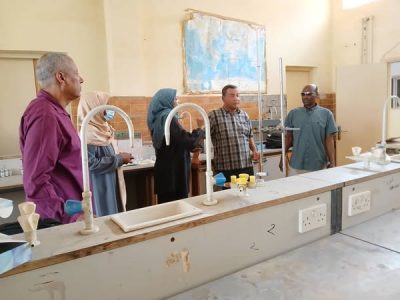  وكيل الشؤون العلمية بجامعة وادي الشاطئ يتفقد معامل كلية البيئة والمواد الطبيعية الخميس 15-5-2025
