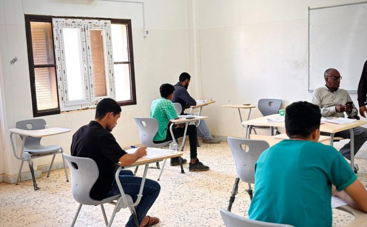  اختتام  الأسبوع الأول للامتحانات النهائية بكلية الاقتصاد والعلوم السياسية