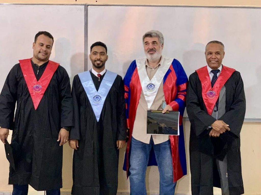مناقشة رسالة ماجستير حول منظومات الطاقة المتجددة في القطاع السكني بكلية الهندسة