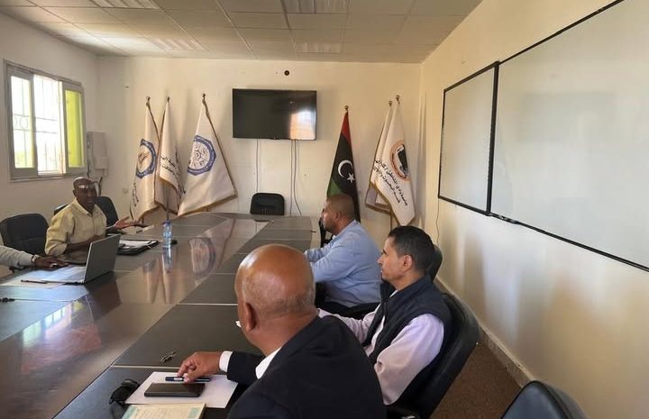 لجنة إعداد دليل إدارة المخلفات العلمية والتعليمية