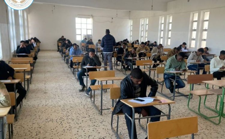  استمرار الامتحانات النهائية بكلية تقنية المعلومات