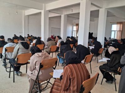 زيارة تفقدية من السيد وكيل الجامعة لمتابعة سير الامتحانات بكلية التربية