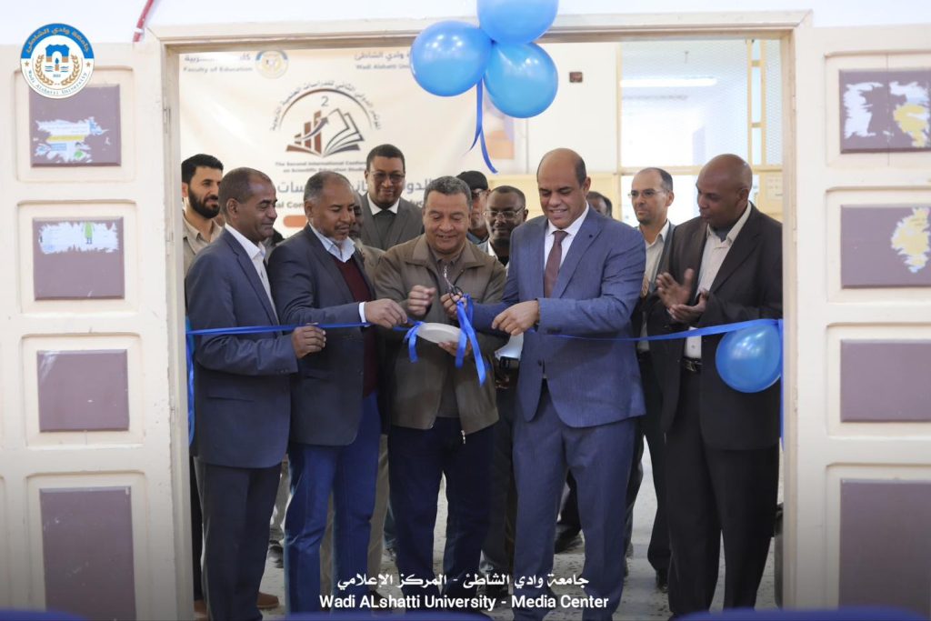 افتتاح مسرح كلية التربية