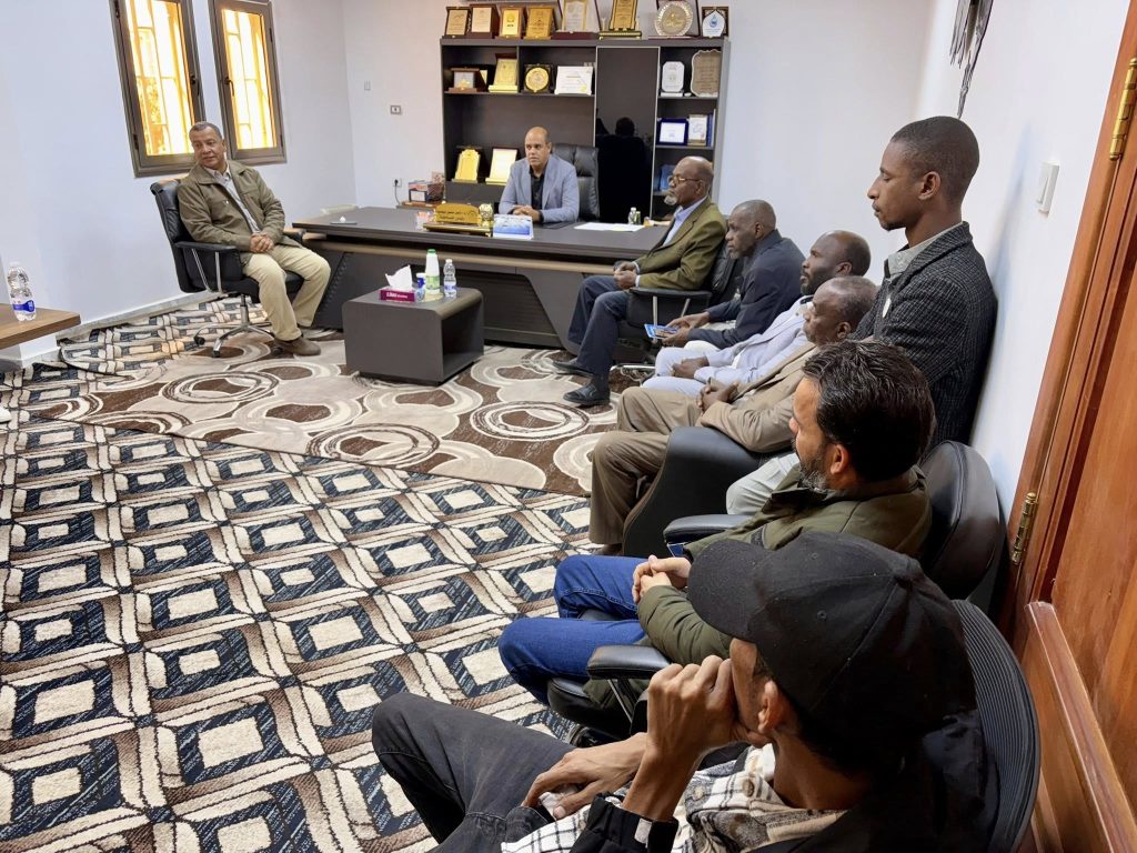 رئيس جامعة وادي الشاطئ يستقبل ممثلي المنظمات الخيرية والنوادي الثقافية بالمنطقة لتنسيق برامج رمضان