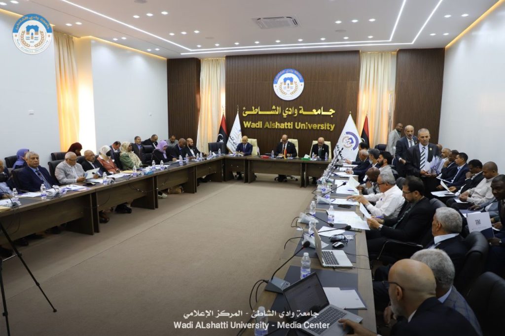 جلسة حوارية حول “التنمية البشرية في عصر الرقمنة”