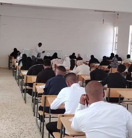  انطلاق الامتحانات النهائية بكلية القانون