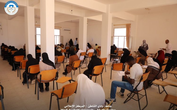  استمرار الامتحانات النهائية الأسبوع الثاني بكلية التربية