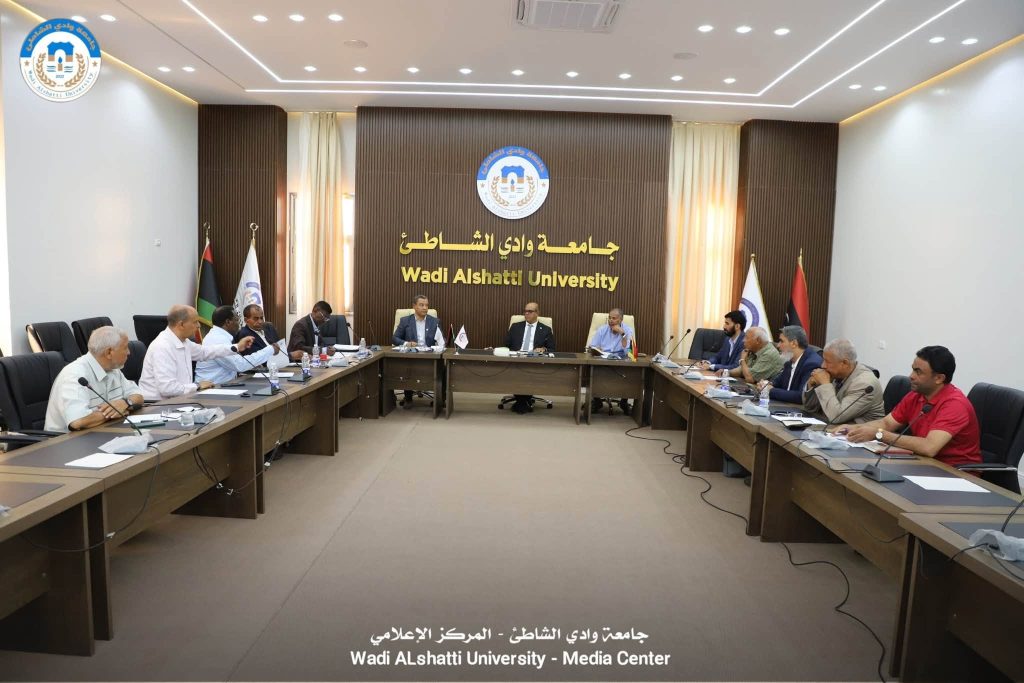 الاجتماع الدوري الثامن لمجلس جامعة وادي الشاطئ