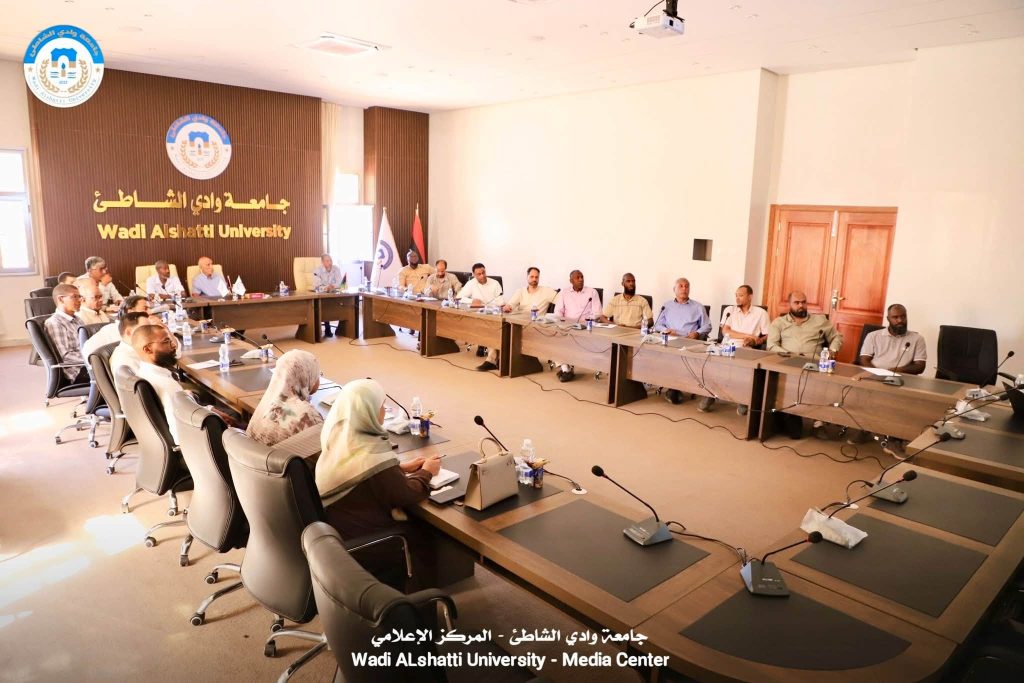 ورشة عمل لاستعراض النسخة المبدئية للنظام الالكتروني الموحد للدراسة والامتحانات بجامعة وادي الشاطئ