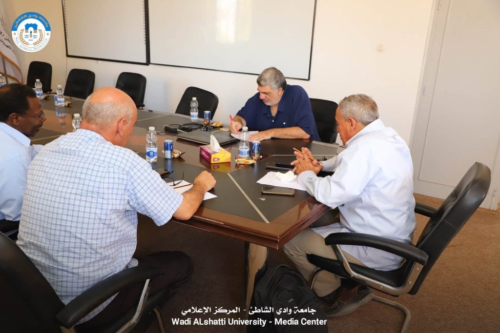 اللجنة العلمية للمؤتمر الدولي الأول للهندسة والعلوم التقنية تعقد اجتماعها الأول